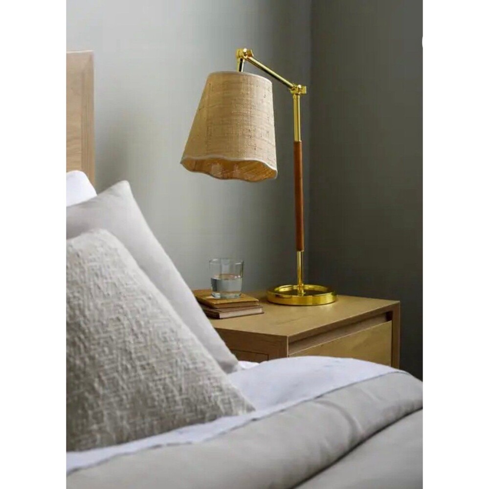 Desk lamp